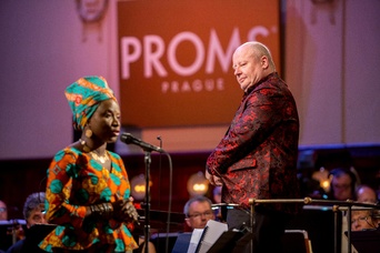 2. fotografie koncertu Angelique Kidjo