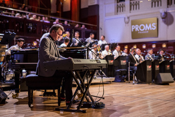 16. fotografie koncertu Gordon Goodwin’s Big Phat Band