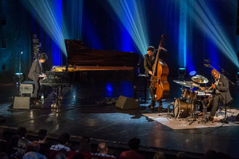 11. fotografie koncertu The Joey Alexander Trio