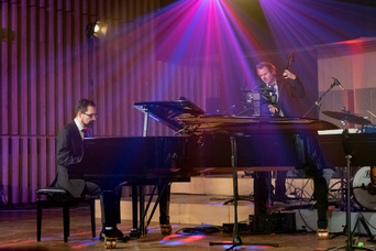 12. fotografie koncertu The Loop Jazz Orchestra & Fly me to the Moon