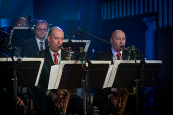 2. fotografie koncertu The Loop Jazz Orchestra & Fly me to the Moon
