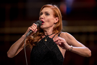 12. fotografie koncertu Ute Lemper: Paris, Paris!